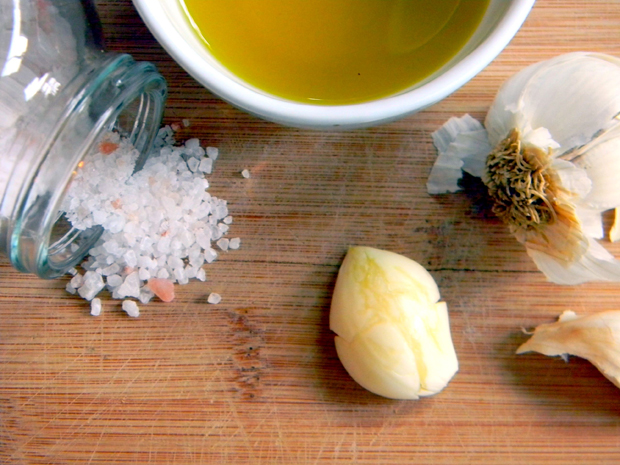 salt, garlic & olive oil salt, garlic & olive oil