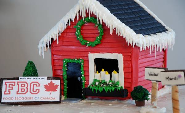 Gingerbread house tutorial