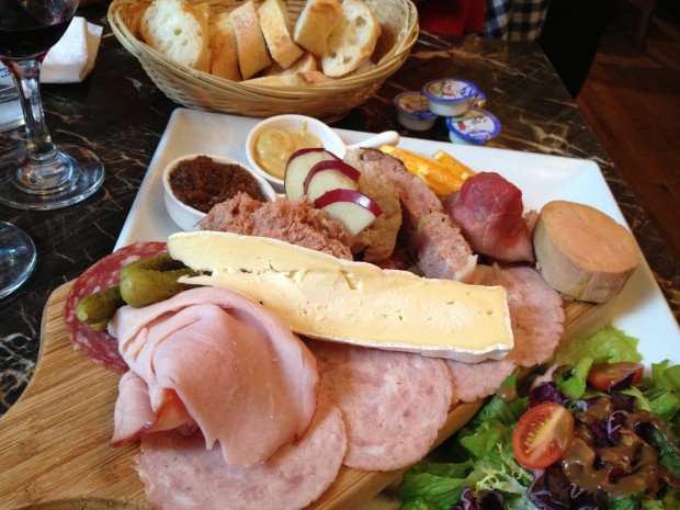 Old Montreal Lunch Spots