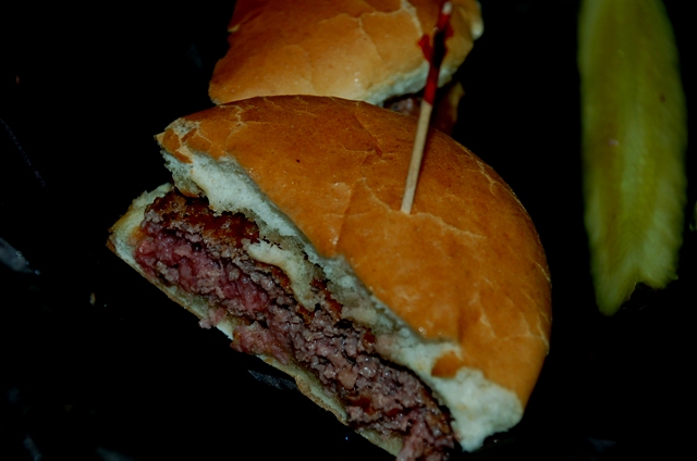 Restaurant Roundup: Waterloo's Mouthwatering Burgers | Food Bloggers of Canada