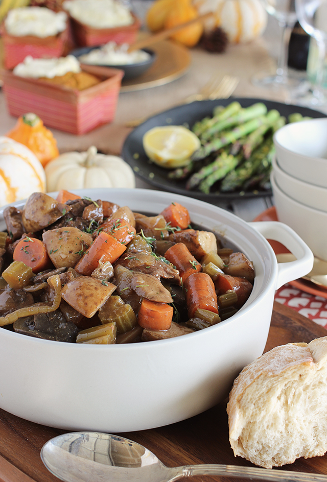 Propping and Styling for a Fall Food Photography Photoshoot | Food Bloggers of Canada