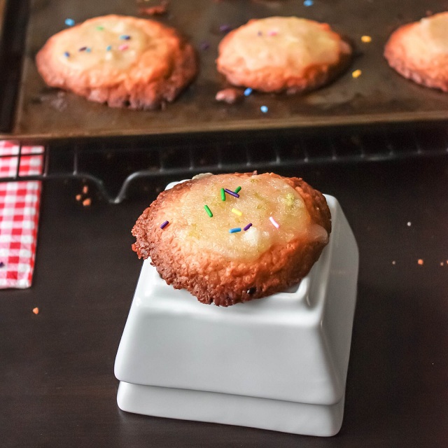 The FBC 2014 Holiday Cookies & Bars Recipe Roundup | Food Bloggers of Canada