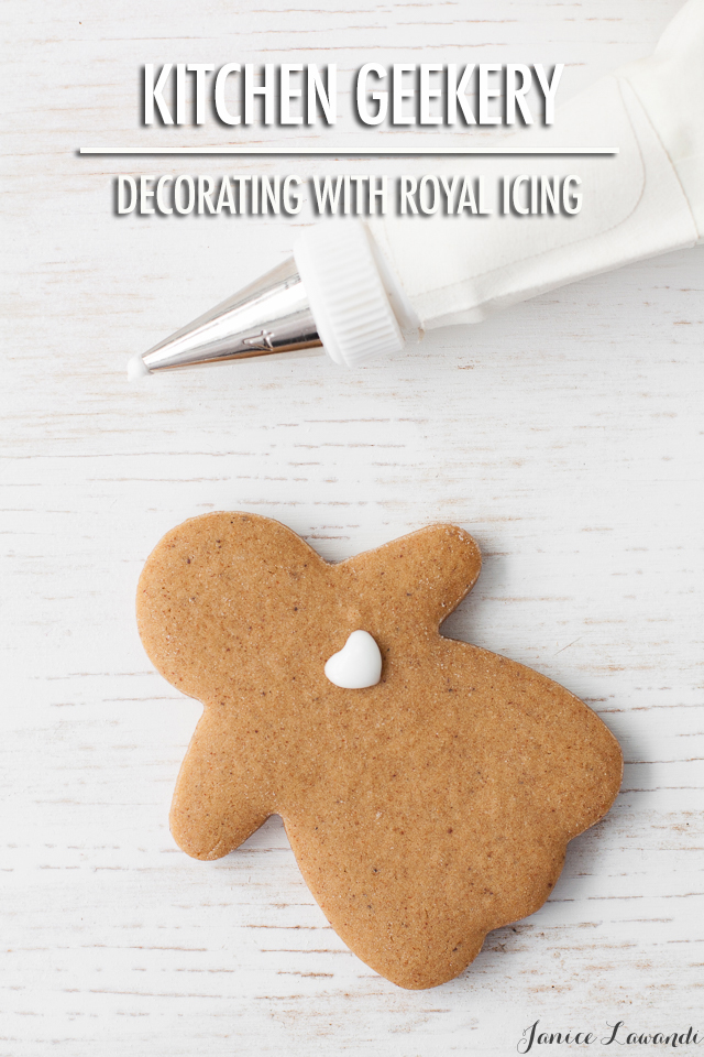 Kitchen Geekery: Decorating with Royal Icing | Food Bloggers of Canada