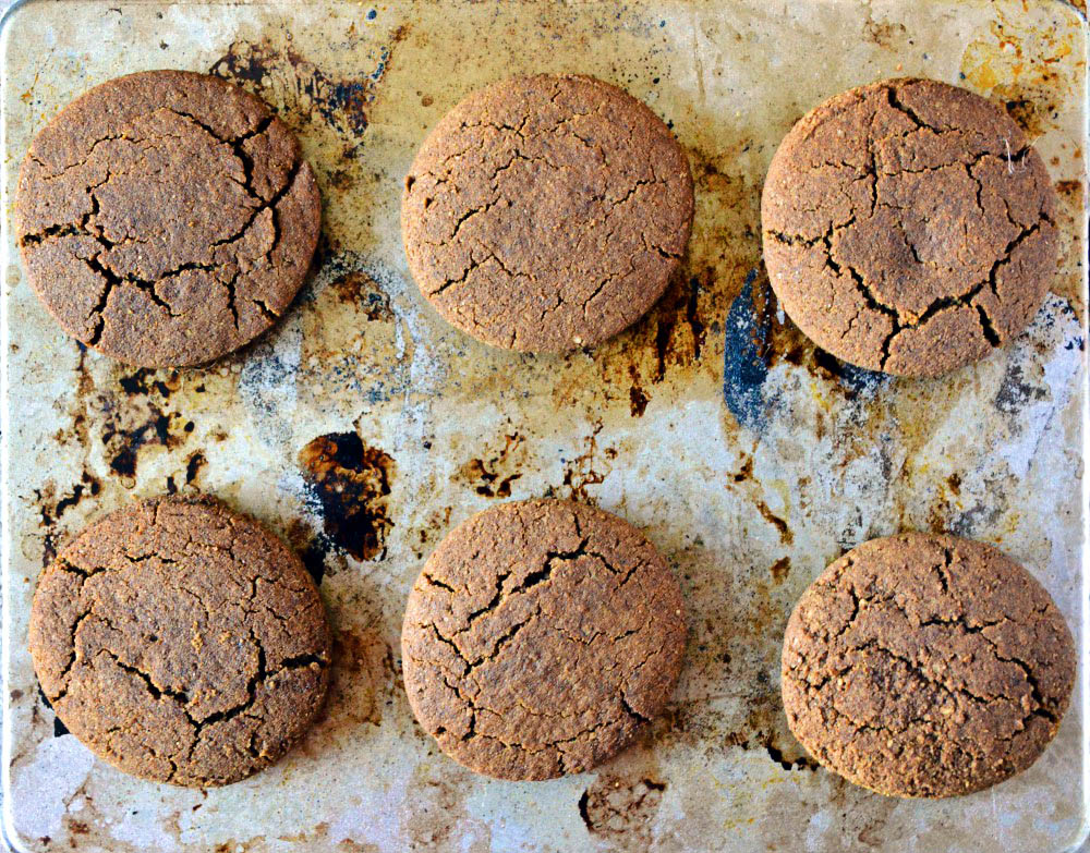 Allergen-friendly gingerbread cookies