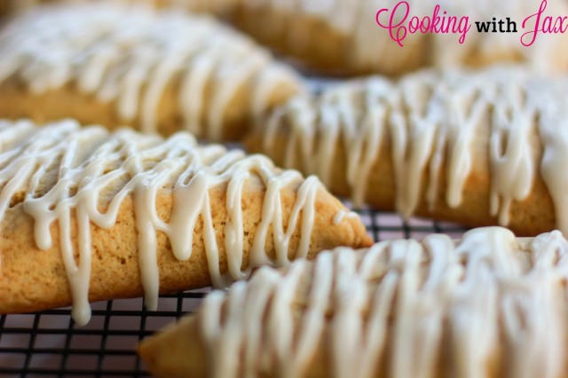 Holiday Entertaining Menu Plan | The Christmas Morning Brunch