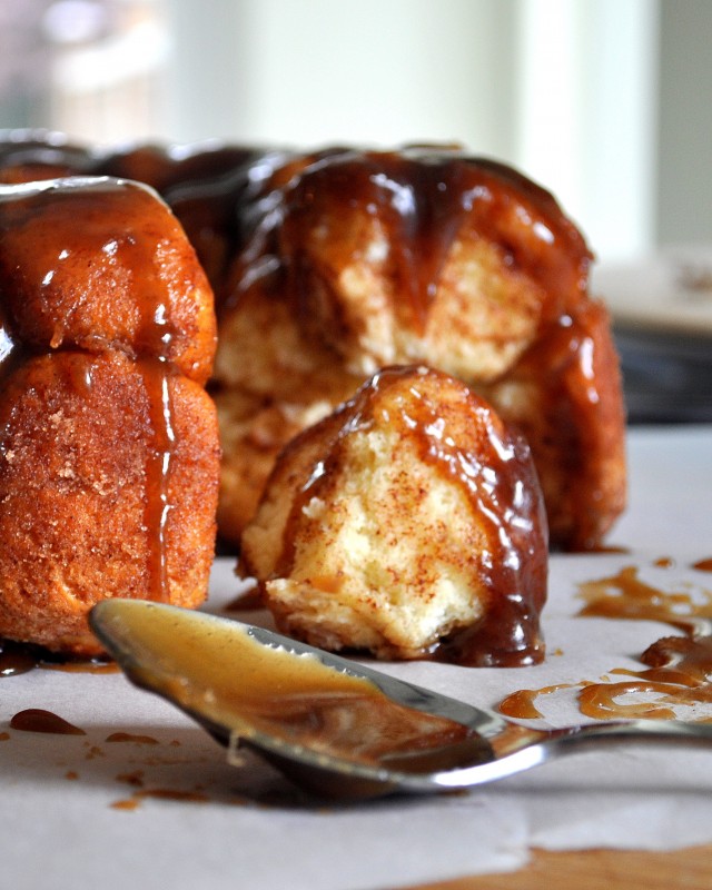 Holiday Entertaining Menu Plan | The Holiday Sweets Table