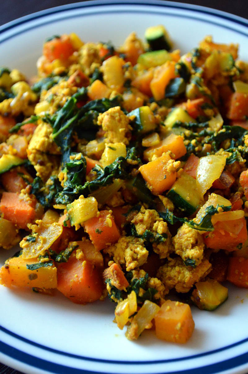 Egg Free Breakfast Idea: Savoury Tofu Scramble