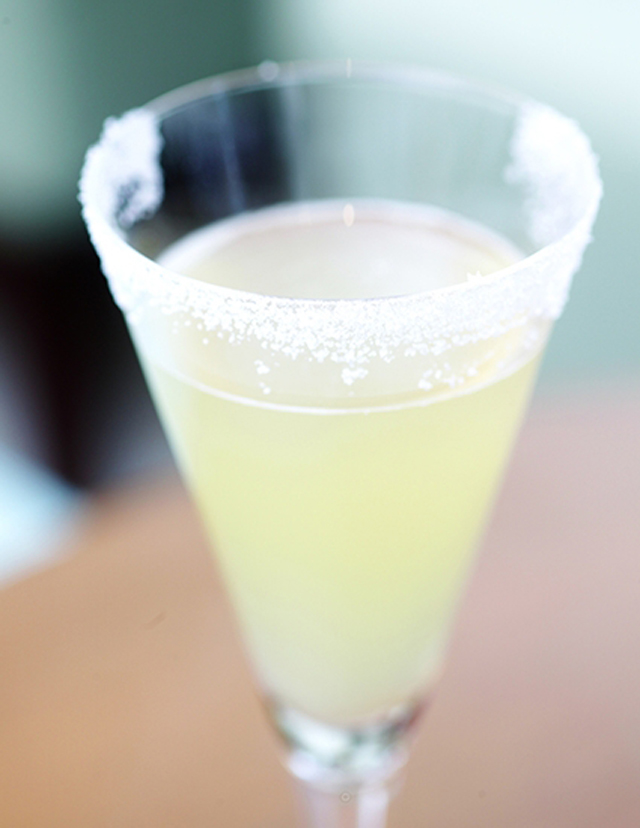 5 Brunch Ready Champagne Cocktails | Food Bloggers of Canada