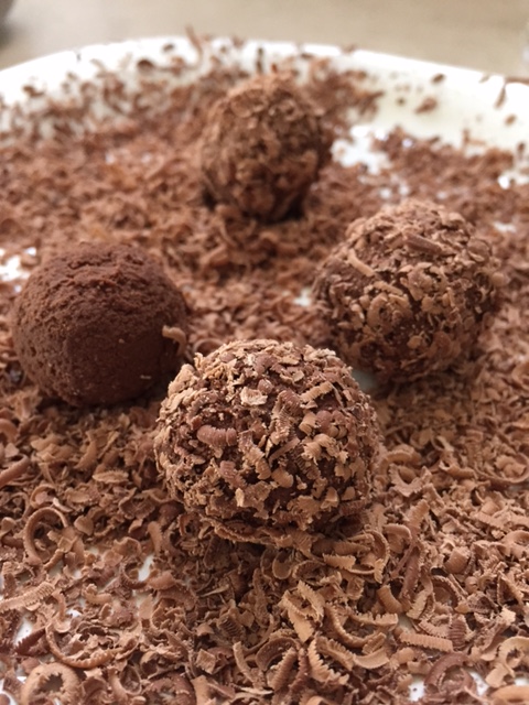 Dark Milk Chocolate: A New Chocolate Category | Food Bloggers of Canada