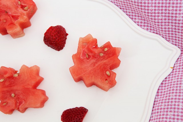 Outdoor Living: A Red & White Canada Day Picnic