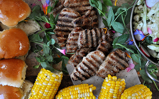 On Board in 20: Pork Slider | Food Bloggers of Canada