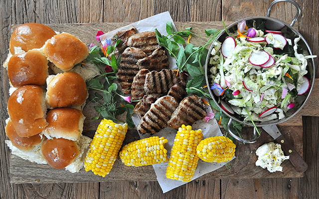 On Board in 20: Pork Slider | Food Bloggers of Canada