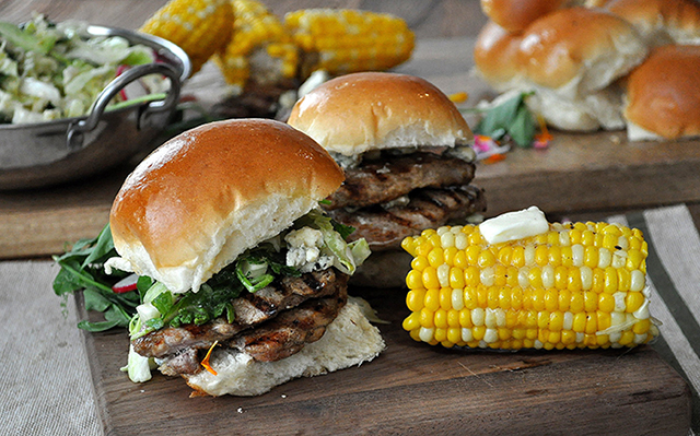 On Board in 20: Pork Slider | Food Bloggers of Canada