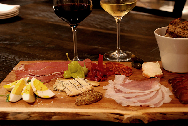 Where To Eat This Weekend in Kitchener - Waterloo | Food Bloggers of Canada