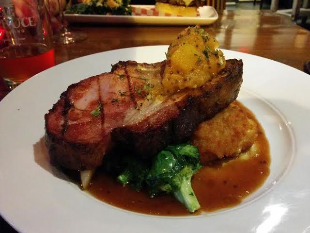 Dinner at 2 Doors Down - Where to Eat This Weekend: Halifax | Food Bloggers of Canada