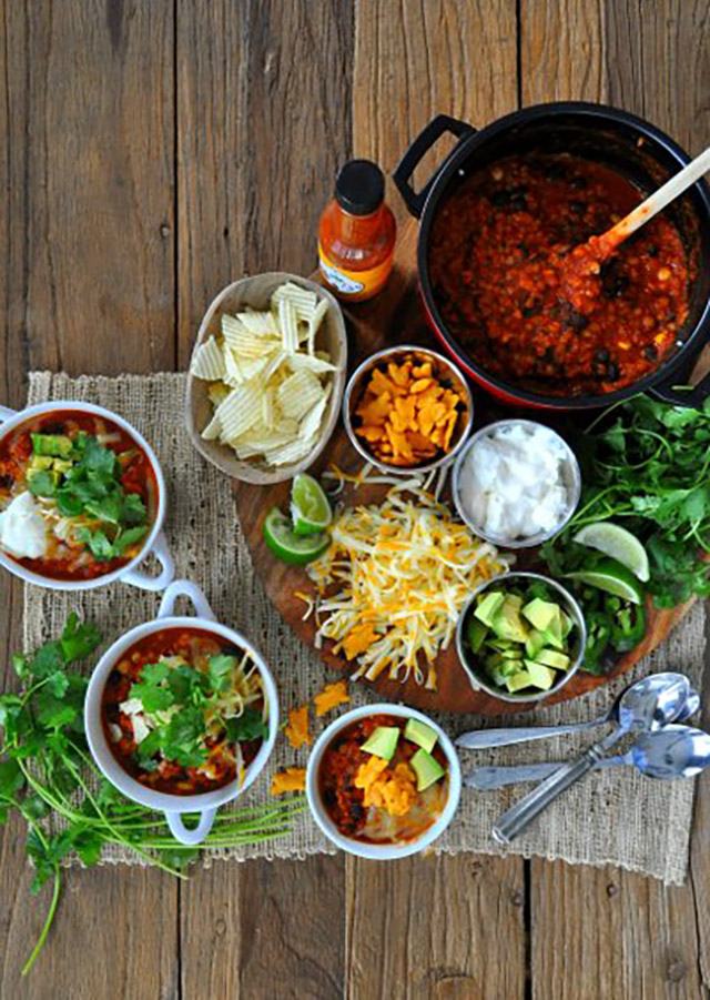 On Board in 20: Vegetarian Lentil Chili Board | Food Bloggers of Canada