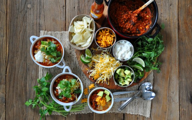 On Board in 20: Vegetarian Lentil Chili Board | Food Bloggers of Canada