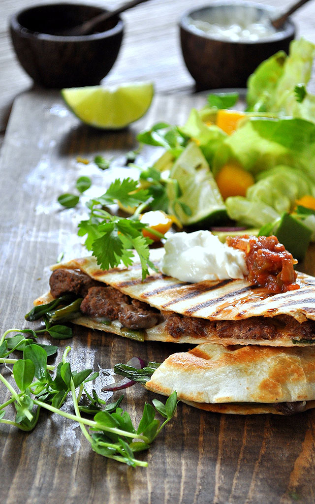 20 Minute Meals: Steak Quesadillas with Mango Avocado Salad | Food Bloggers of Canada