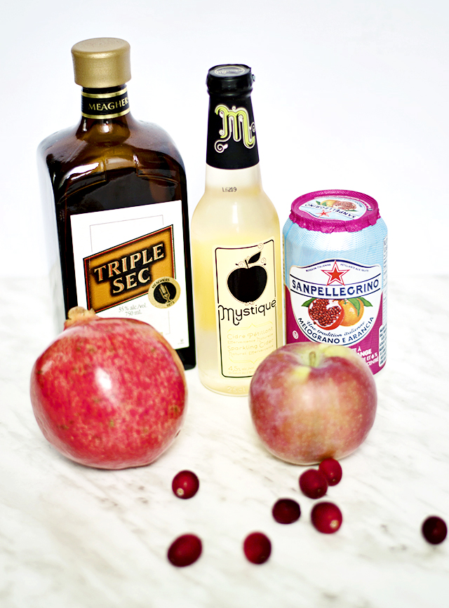 Warming Winter Sangria | Food Bloggers of Canada