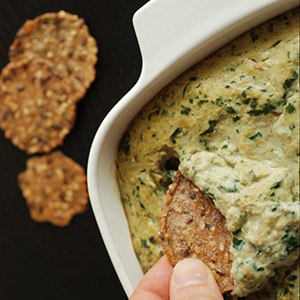 Warm Spinach Artichoke Dip | The Taste Space