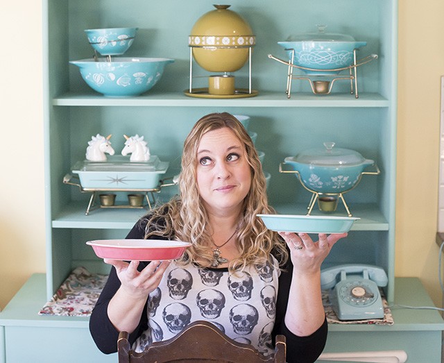 A Vintage Glassware Hoarder - Connecting with Readers' Hearts