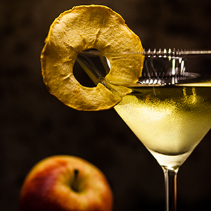 Polish Apple Pie Cocktails | Eyes Bigger Than My Stomach