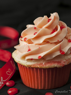 Cinnamon Heart Cupcakes | Compelled to Cook