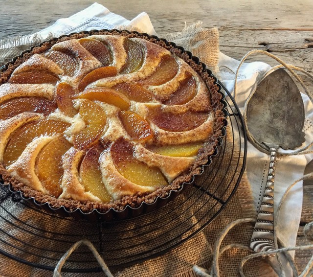 Peach Frangipani Tart | Food Bloggers of Canada