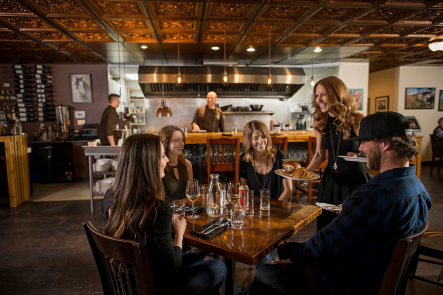 Garrett Thienes of Harvest Eatery and Fresh Market | Food Bloggers of Canada