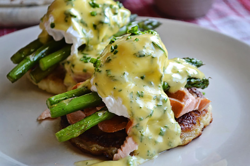 Irish Eggs Benny with Potato Farls | Food Bloggers of Canada