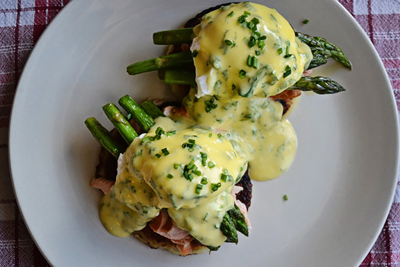 Irish Eggs Benny with Potato Farls | Food Bloggers of Canada