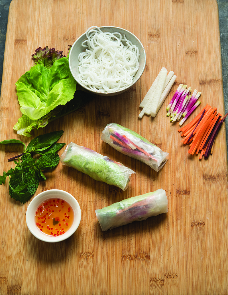 Vegetarian Viet Nam Rainbow Rice Paper Rolls ❘ Food Bloggers of Canada