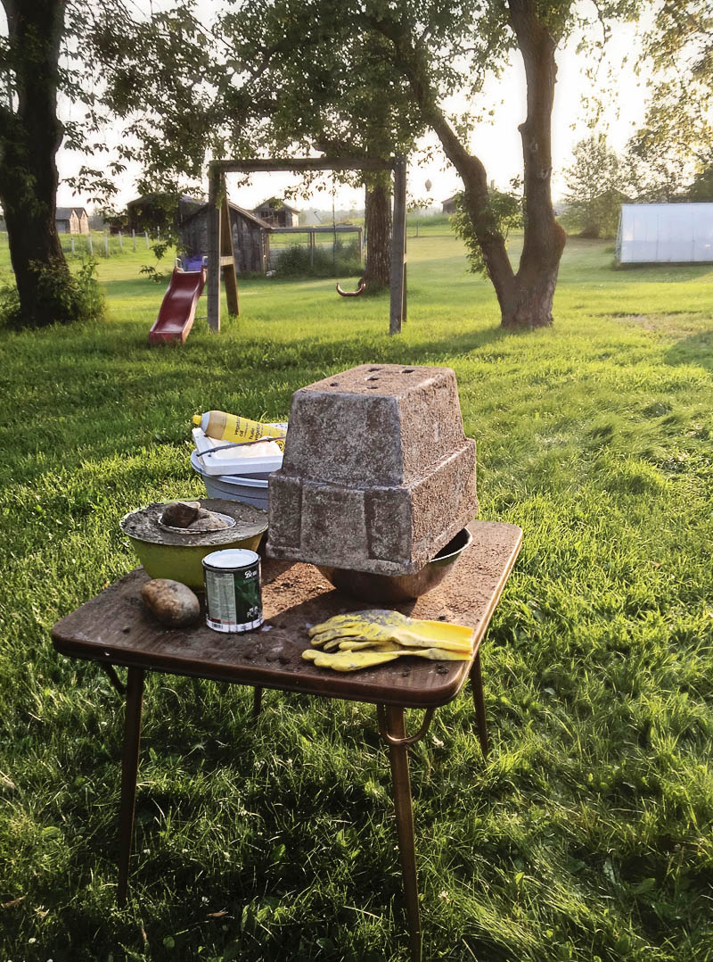 Make Your Own Hypertufa and Faux Stone Planters | Food Bloggers of Canada