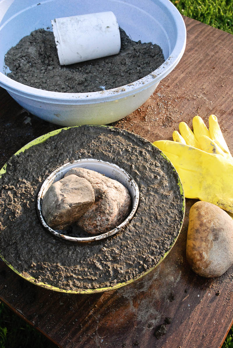 Make Your Own Hypertufa and Faux Stone Planters | Food Bloggers of Canada