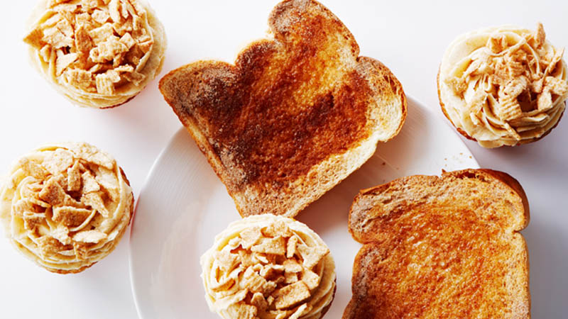 Cinnamon Toast Crunch Banana Cupcakes by Bite Me More