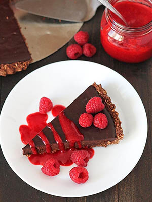 Easy Vegan Chocolate Tart