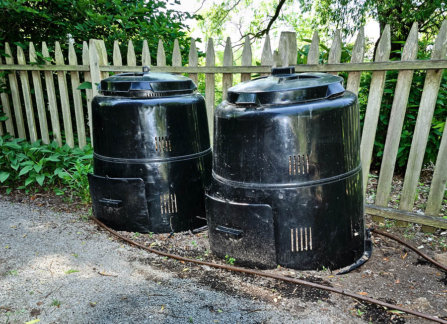 Closed Bin Composter