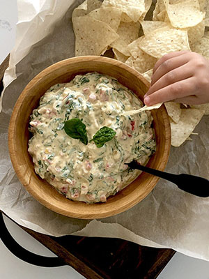 Spinach and Red Pepper Dip | Sneaky Mommies