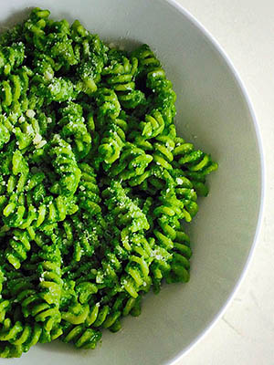 Spinach Pesto Pasta | Everyday On Occasion