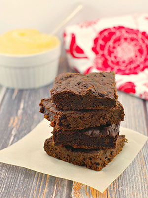 Applesauce and Spinach Brownies (WW Friendly) | Food Meanderings