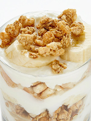 Speedy Banana Breakfast Parfait | Bite Me More
