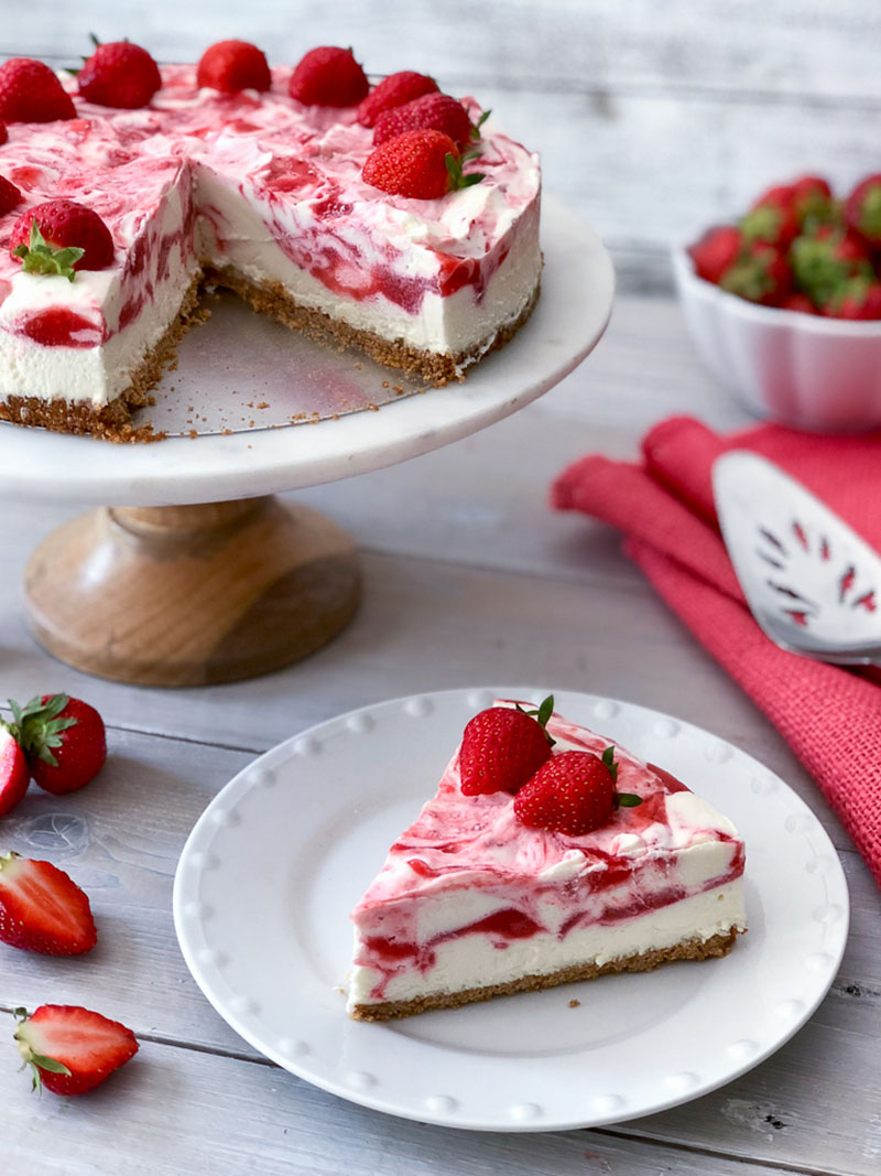No Bake Strawberry Swirl Cheesecake | The Kitchen Fairy