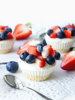 Vegan No Bake Lemon Berry Cheesecake Cups | Haute & Healthy