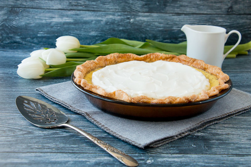 5 Ingredient Vanilla Bean Custard Pie | Food Bloggers of Canada