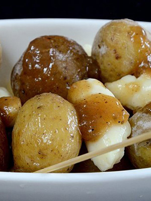 Nugget Potato Poutine | The Wine Lover's Kitchen