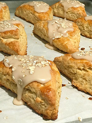 Maple Oat Scones | Pretty Petunias