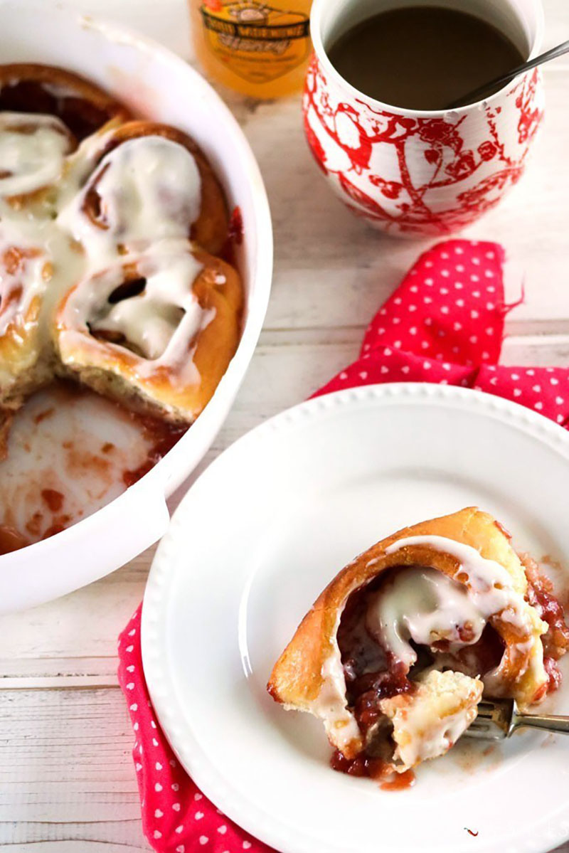Strawberry Rhubarb Cinnamon Brioche Rolls | SugarLoveSpices