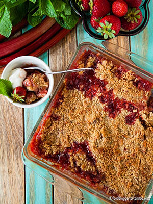 Rhubarb Strawberry Coconut Maple Crisp | Food Bloggers of Canada
