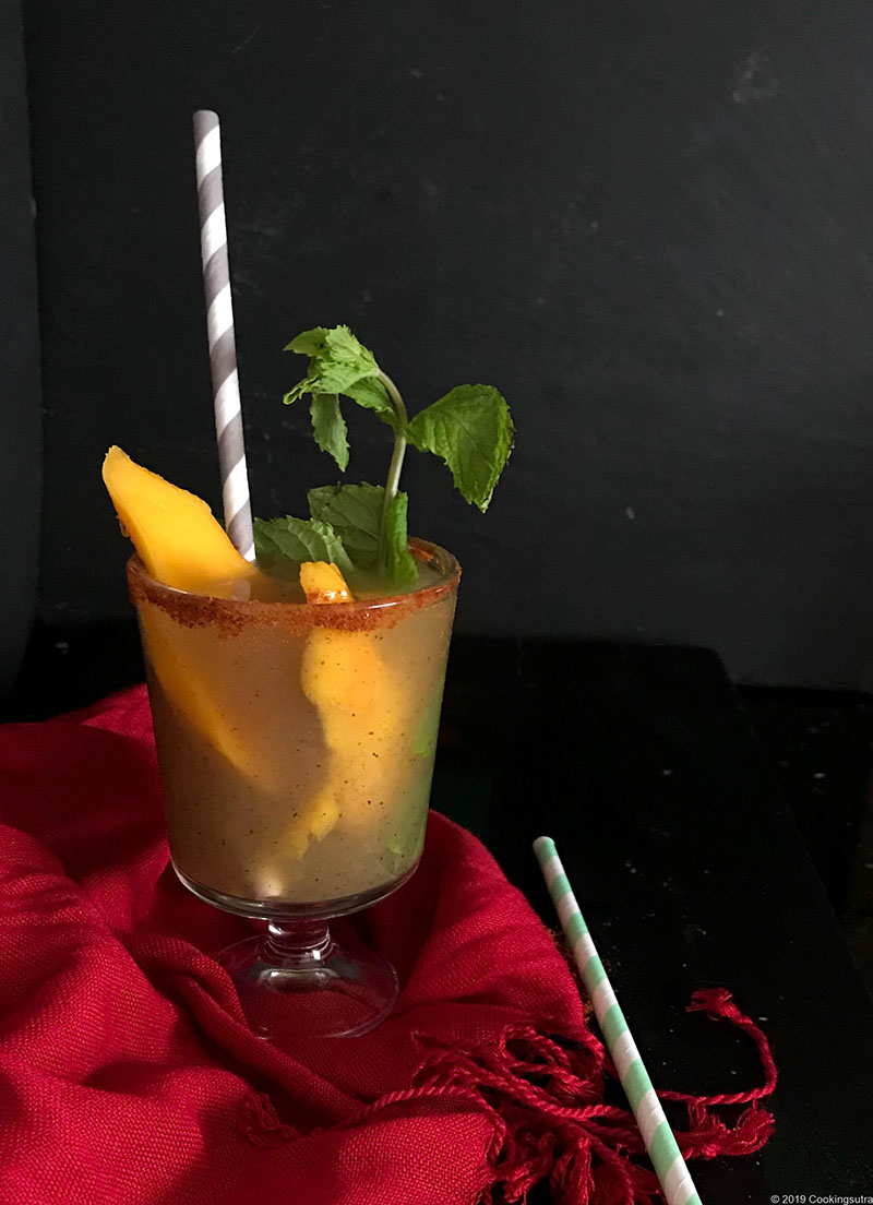 Smoked Mango and Habanero Virgin Mojito | Cooking Sutra