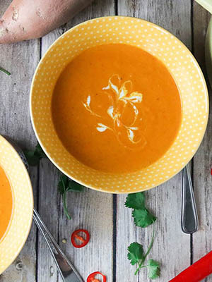 Curried Carrot and Sweet Potato Soup | Girl Heart Food